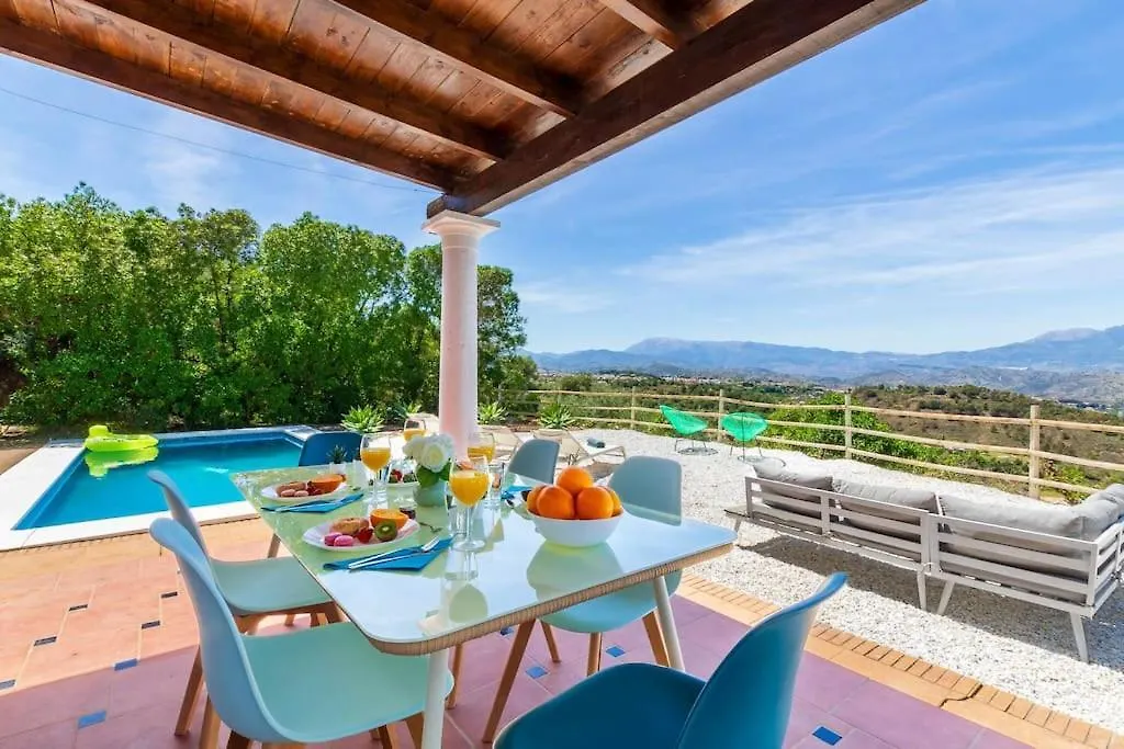 בית נופש הוילה Coín Ayma Casa Azul ספרד